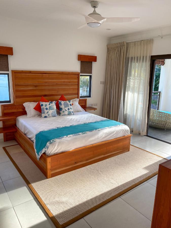 Nautilus Apartments Anse Royale Buitenkant foto